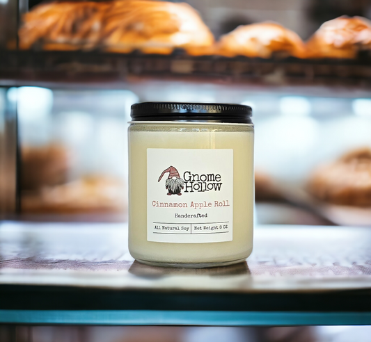 Cinnamon Apple Roll Scented Soy Candle